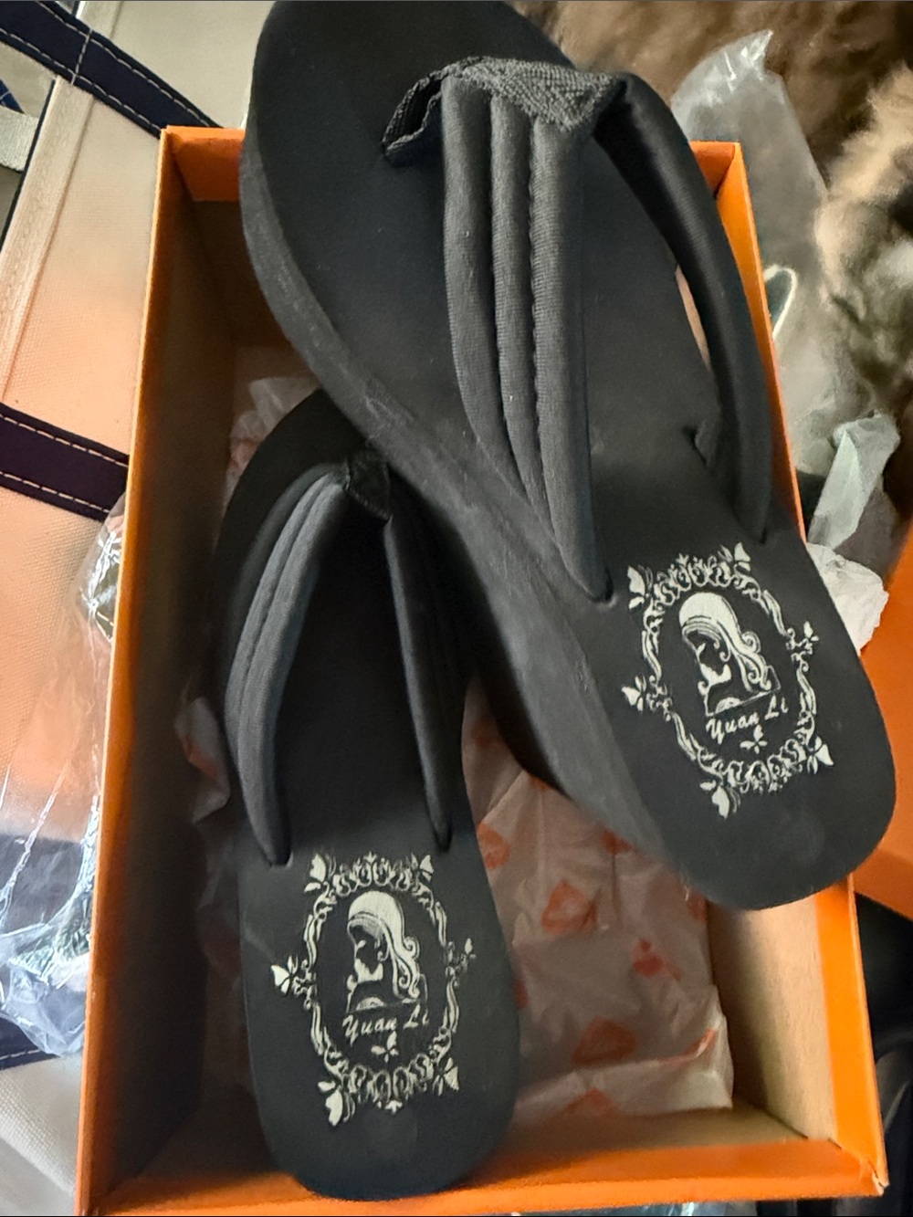 ROCKET DOG STYLE PLATFORM FLIP FLOPS